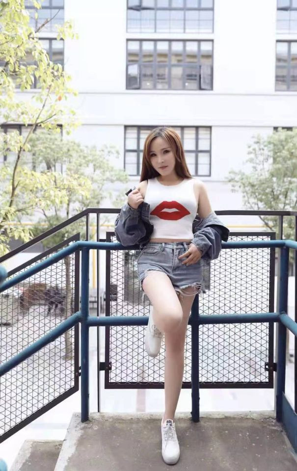 杨浦大奶姐姐